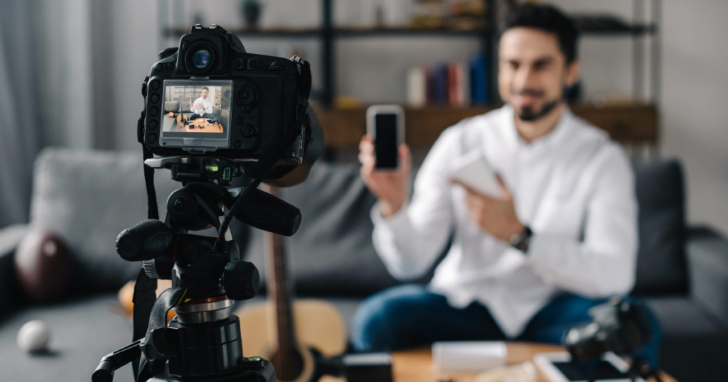 how to connect camera to phone for live streaming