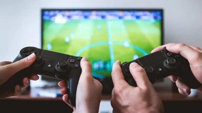 Conquer the Couch: The Ultimate Guide to Console Streaming Success in 2024
